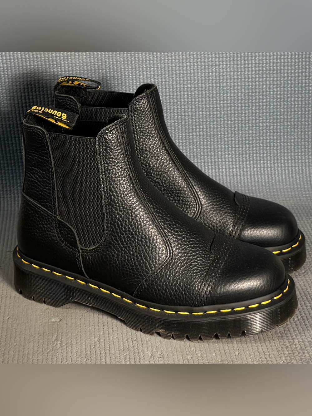 Dr. Martens Women’s 2976 Bex Fleece-Lined Platform Chelsea Boots Size 9